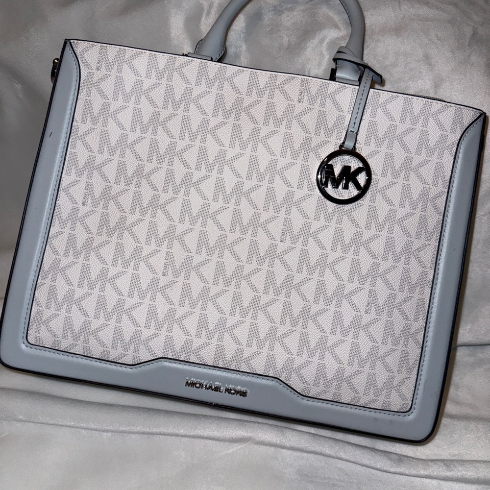 Michael Kors Jet Set Large Logo Tote (Baby-blue/Gray)